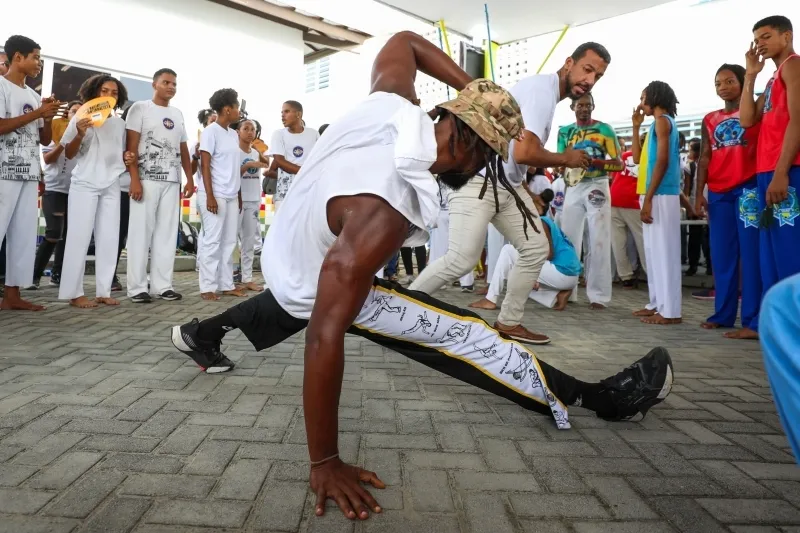 Secretaria de Educação quer implementar capoeira nas escolas estaduais