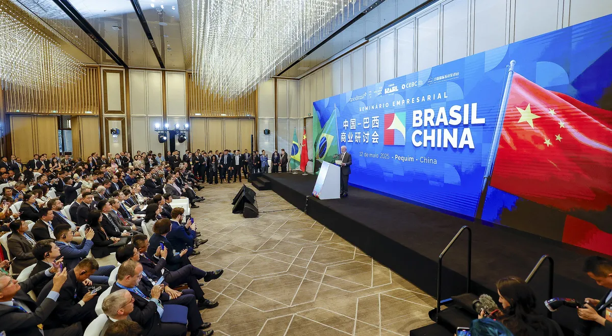 Lula durante encerramento do Fórum Empresarial Brasil-China, em Pequim