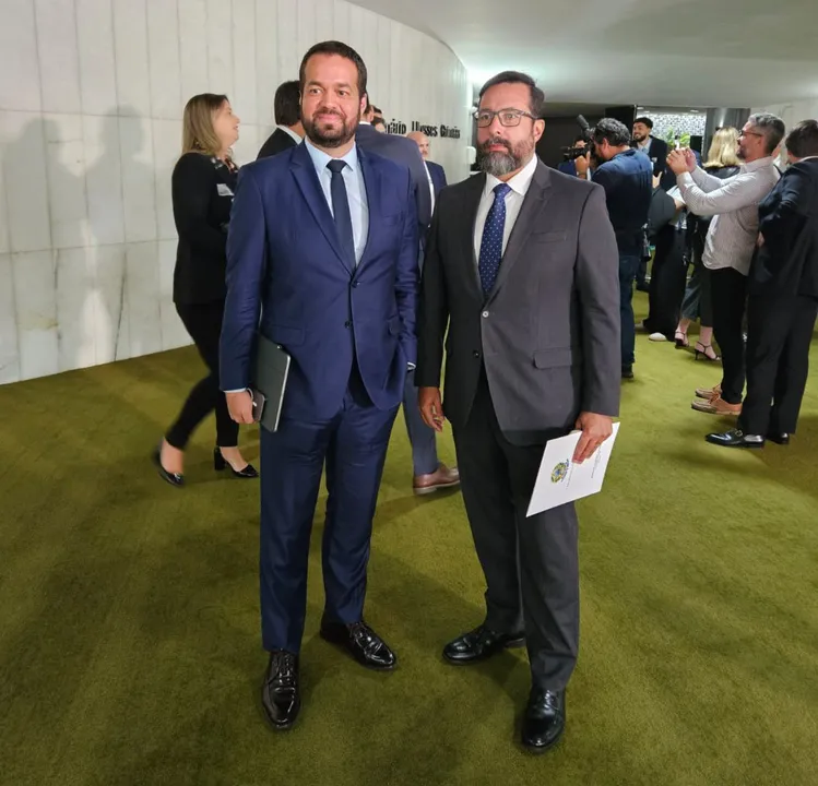 Representantes do Conselho Nacional das Secretarias Estaduais de Comunicação (CNSecom)