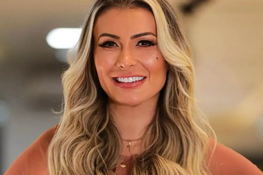 Andressa Urach deixou os fãs preocupados