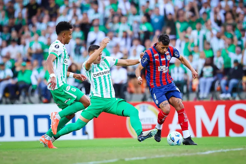 Luciano Rodriguez em derrota do Bahia para o Atlético Nacional