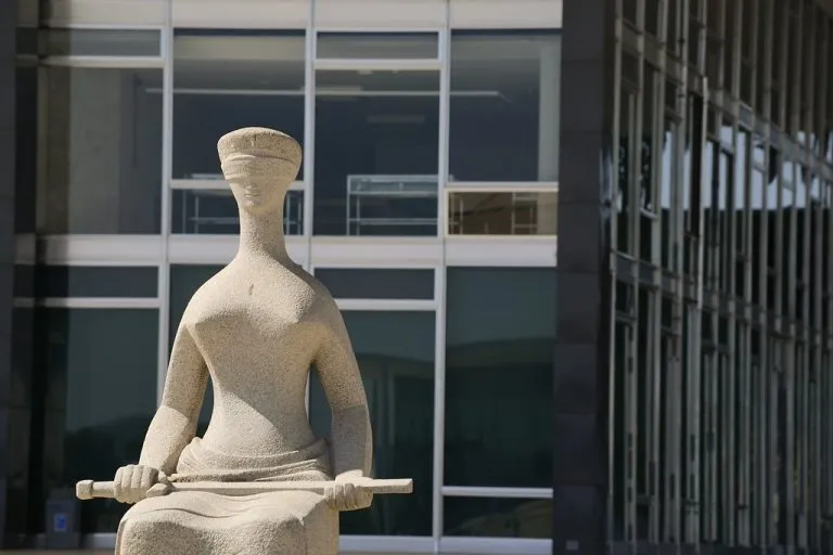 A AGU trabalha agora nos ajustes finais do texto