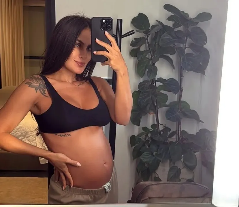 A baiana Carol Peixinho está na lista