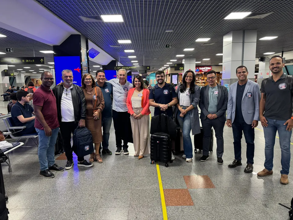 Comitiva indo a Brasília