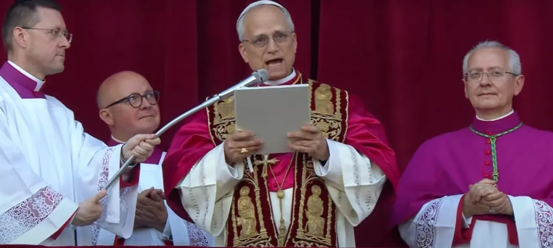 Papa XIV pede paz pelo mundo