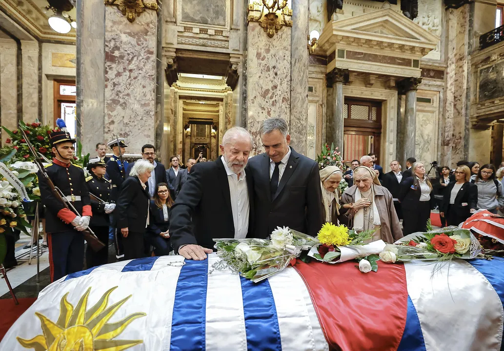 Lula no velório de Pepe Mujica