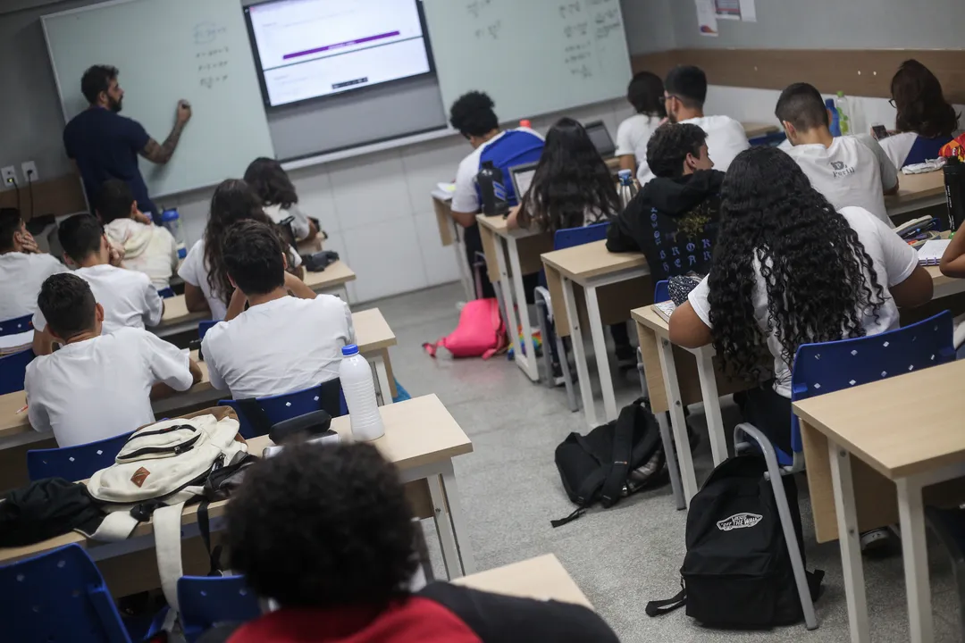 Em sua defesa, professor afirmou ter sido vítima de perseguição ideológica
