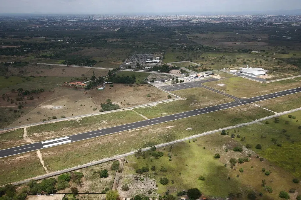 Aeroporto de Feira