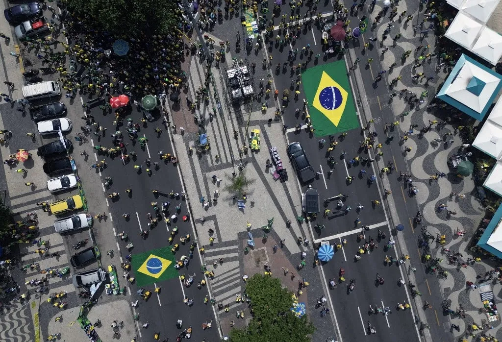 Aérea da manifestação promovida pelo ex-presidente Jair Bolsonaro , no Rio de Janeiro, em 16 de março de 2025