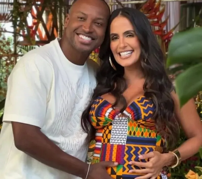 Thiaguinho e Carol