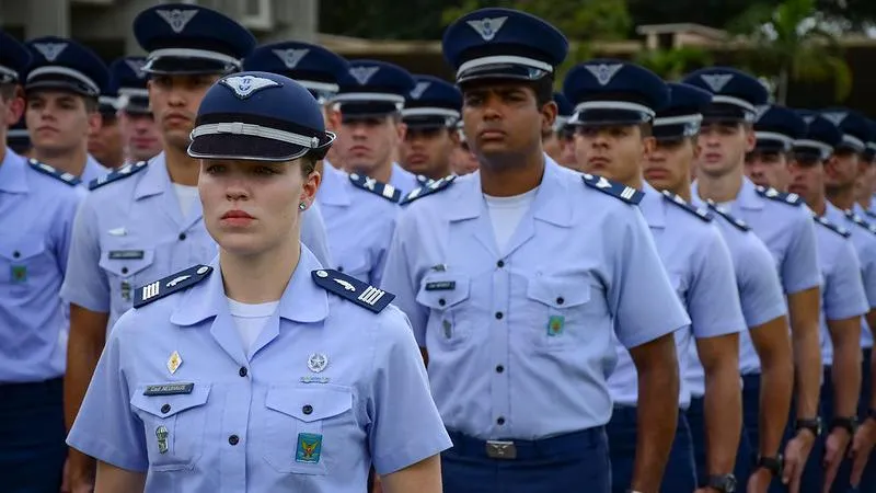 Inscrições para concurso da Aeronáutica terminam nesta segunda