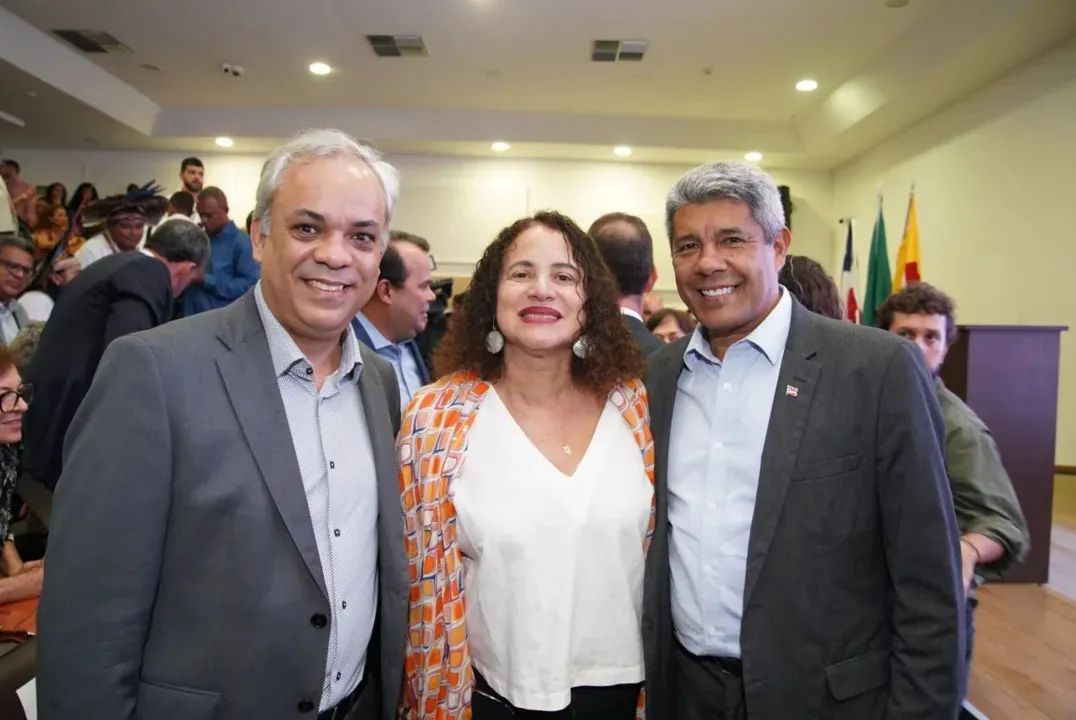 André Joazeiro, Luciana Santos e Jerônimo Rodrigues
