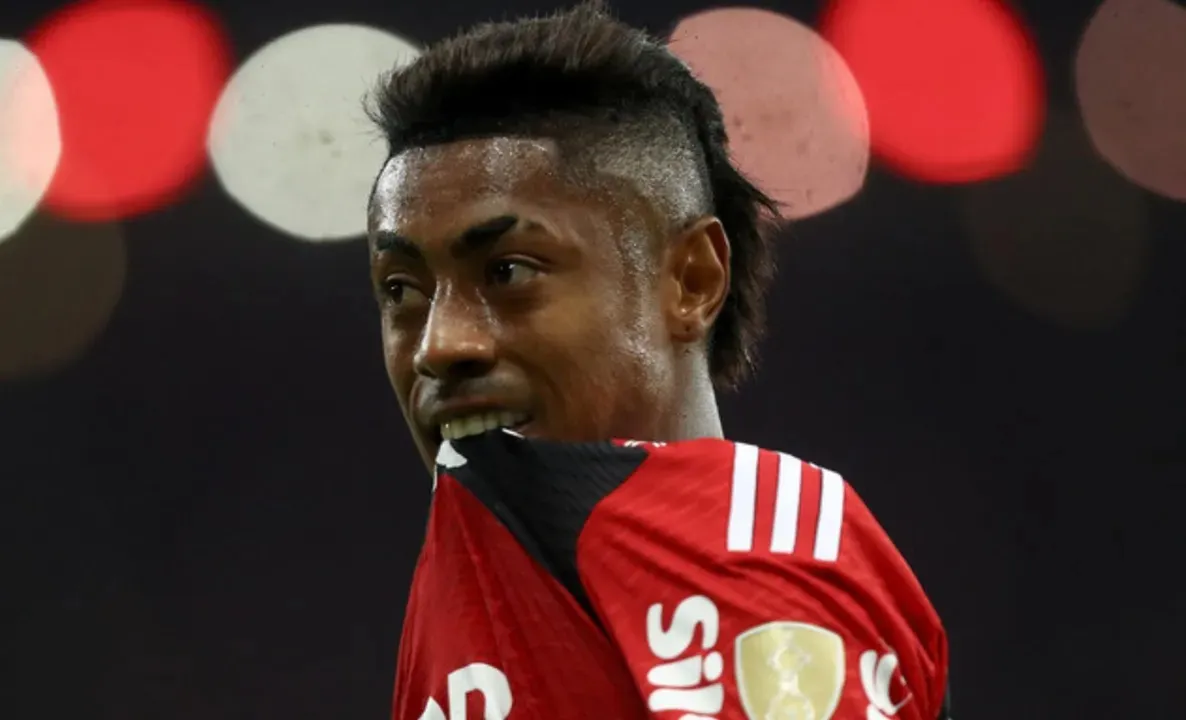 Atacante Bruno Henrique é suspeito de manipulação em jogo do Brasileirão entre Flamengo e Santos