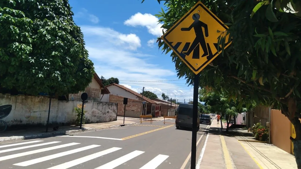 Placa de trânsito