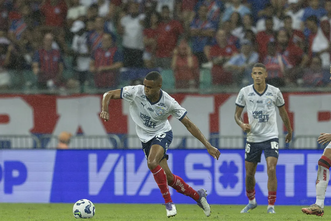 Erick preocupa o Bahia e pode ficar fora contra Grêmio e Inter