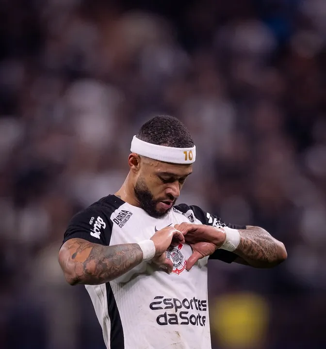 Memphis Depay segue em alta no Corinthians e fatura alto com bom desempenho