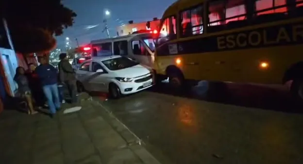 Segundo a prefeitura, o micro-ônibus já havia concluído o transporte dos alunos e estava a caminho da garagem no momento do acidente