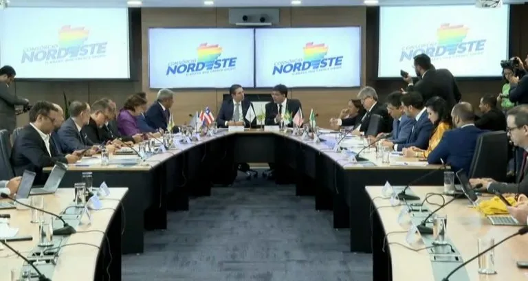 Participou de reunião do Consórcio Interestadual de Desenvolvimento Sustentável do Nordeste