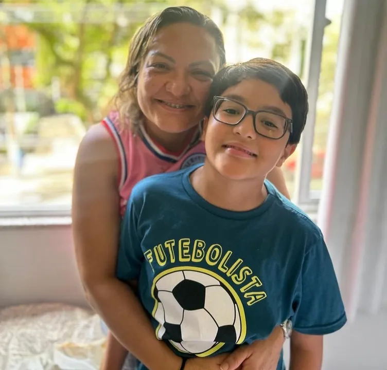 Orgulhosa Clecia Fonseca e seu filhão Lucas