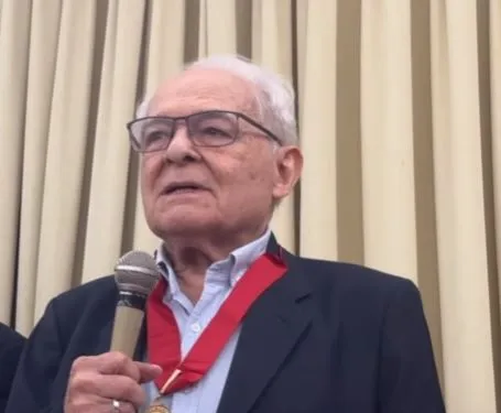 Othon faz 92 anos em cena, nesta sexta-feira, 23, e traz a Salvador seu mais novo espetáculo
