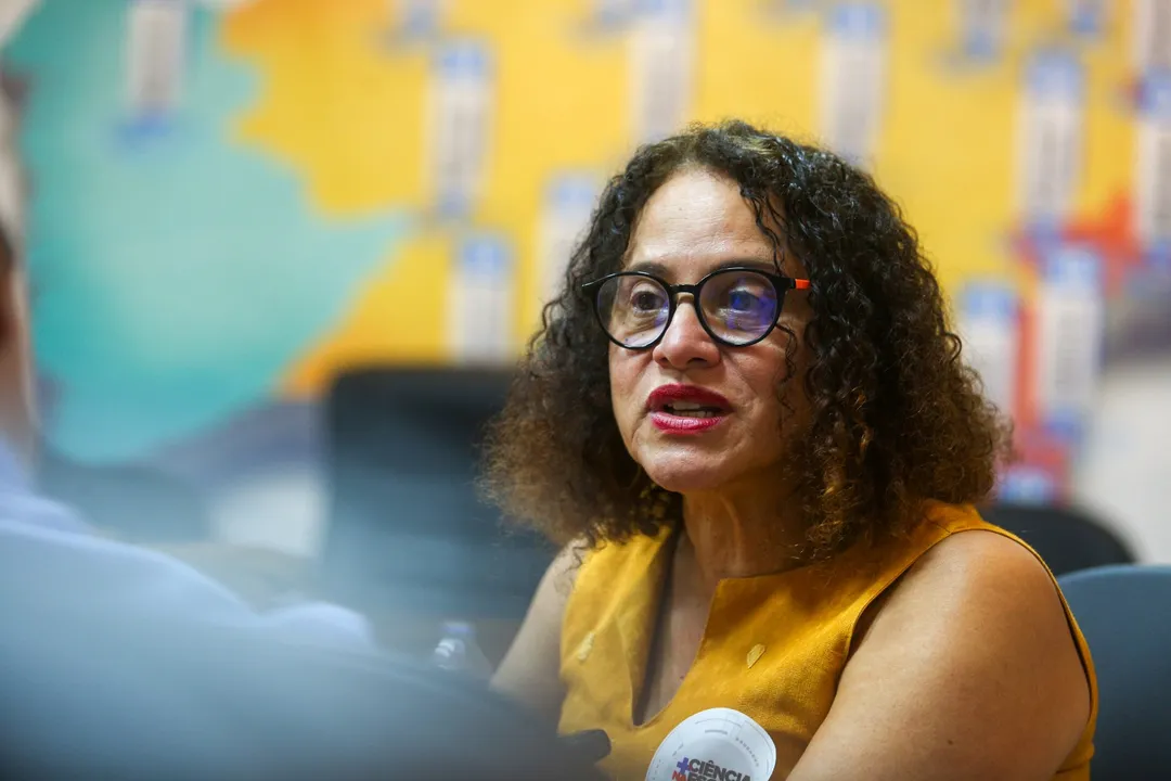 Luciana Santos,  ministra da Ciência, Tecnologia e Inovação