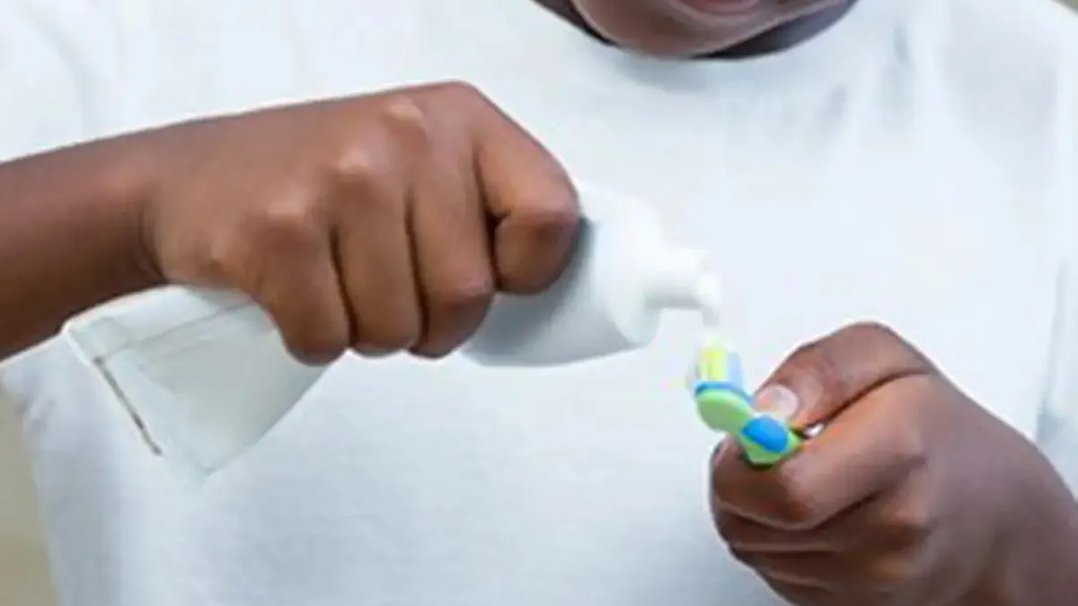 Anvisa interdita o creme dental da Colgate
