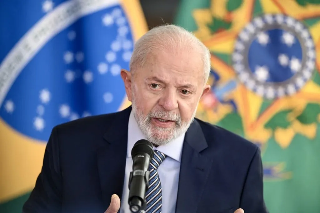 Lula vive um cenário de tensão após estourar a crise do Instituto Nacional do Seguro Social (INSS)