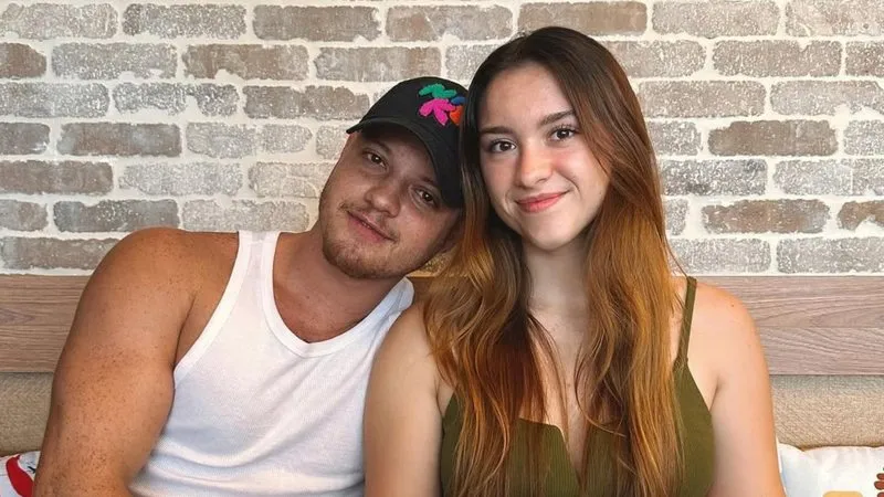 Sofia Liberato e Gabriel Gavino anunciaram a compra de uma Ferrari