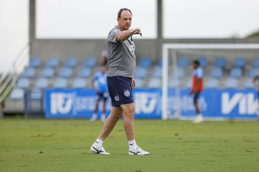 Bahia treina visando o Nacional e busca vaga antecipada na Libertadores