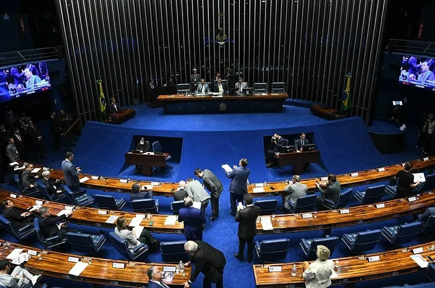 Sessão deliberou sobre as novas regras de licenciamento
