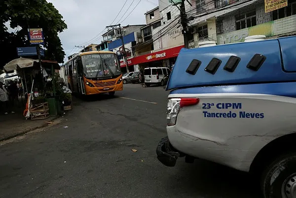 Conflito armado começou ainda no domingo, 11