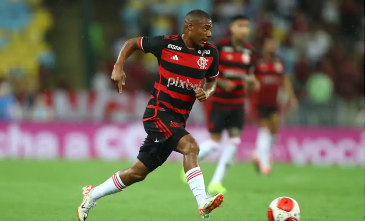 De la Cruz, meio-campista do Flamengo