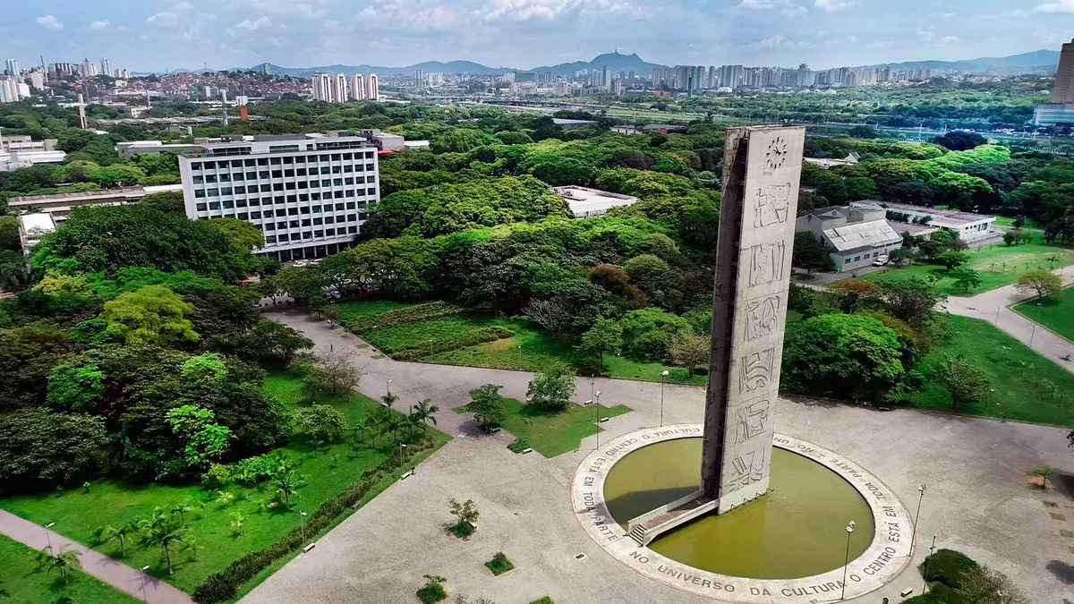 Na edição de 2023, a universidade era a terceira mais bem colocada da América Latina