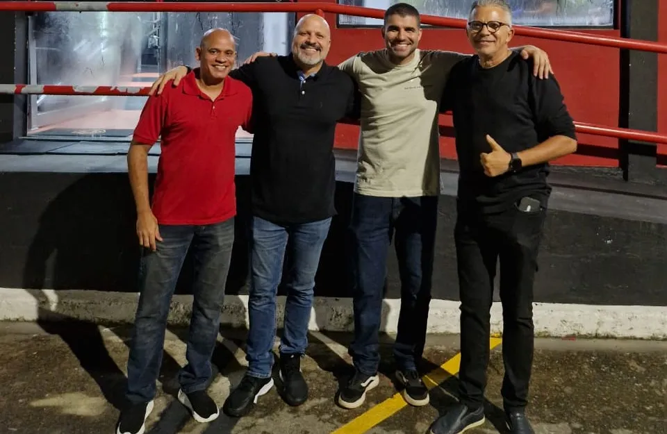 Movimento Vitória SAF se reuniu com membros da diretoria rubro-negra
