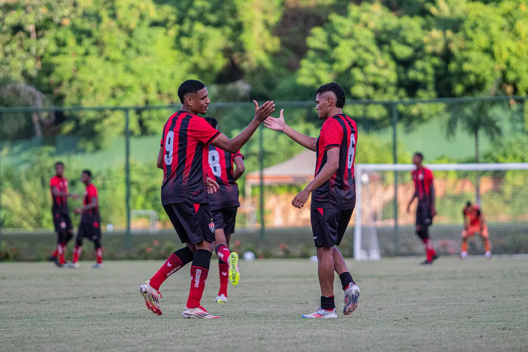 Equipe Sub-20 do Vitória disputa o título da Série B do Campeonato Brasileiro