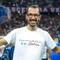 Bahia homenageia jornalista Bruno Queiroz após 51º título baiano imagem