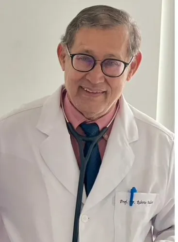 Infectologista Roberto Badaró