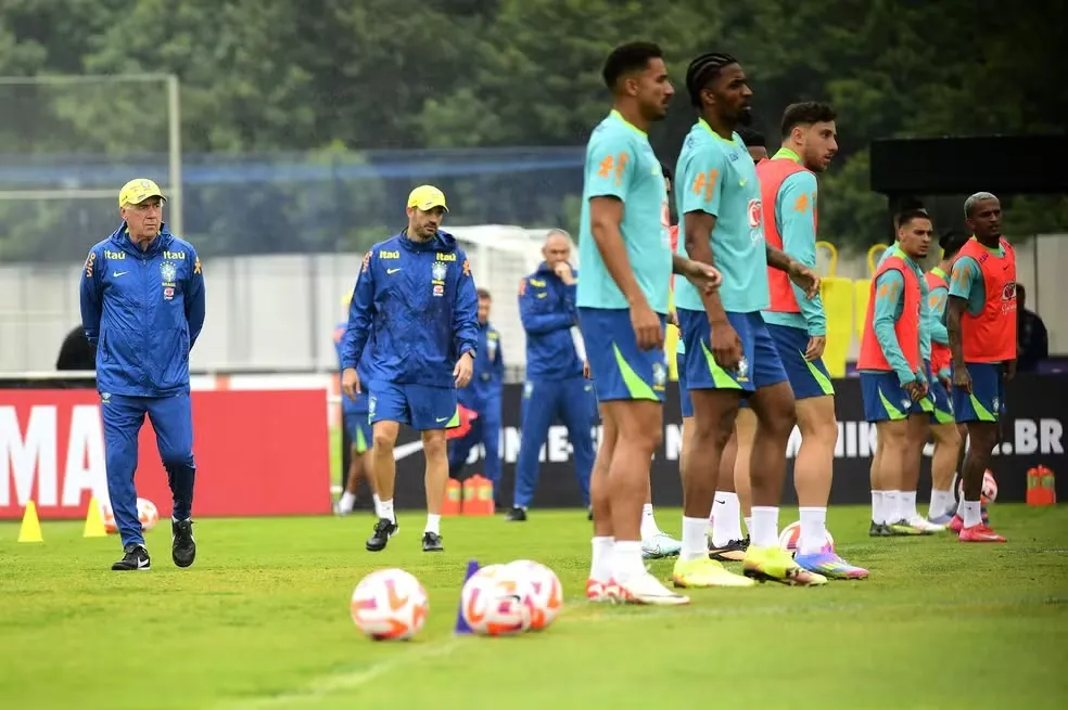 Treino da Seleção Brasileira com Ancelotti