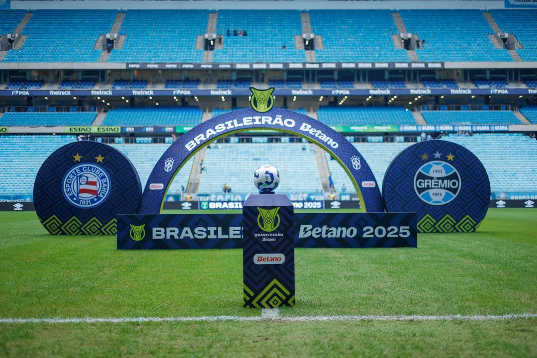 Partida entre Bahia e Grêmio foi decidida com pênalti mal marcado