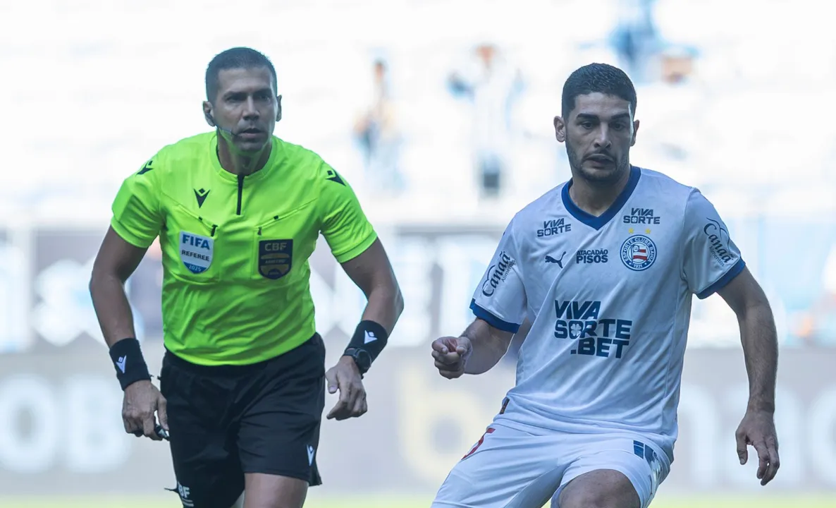 Bruno Arleu de Araújo, árbitro de futebol, e Michel Araújo