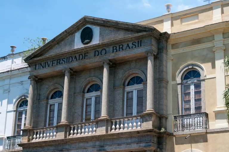 No quesito Educação, a Universidade Federal do Rio de Janeiro (UFRJ) figurou como a melhor do Brasil