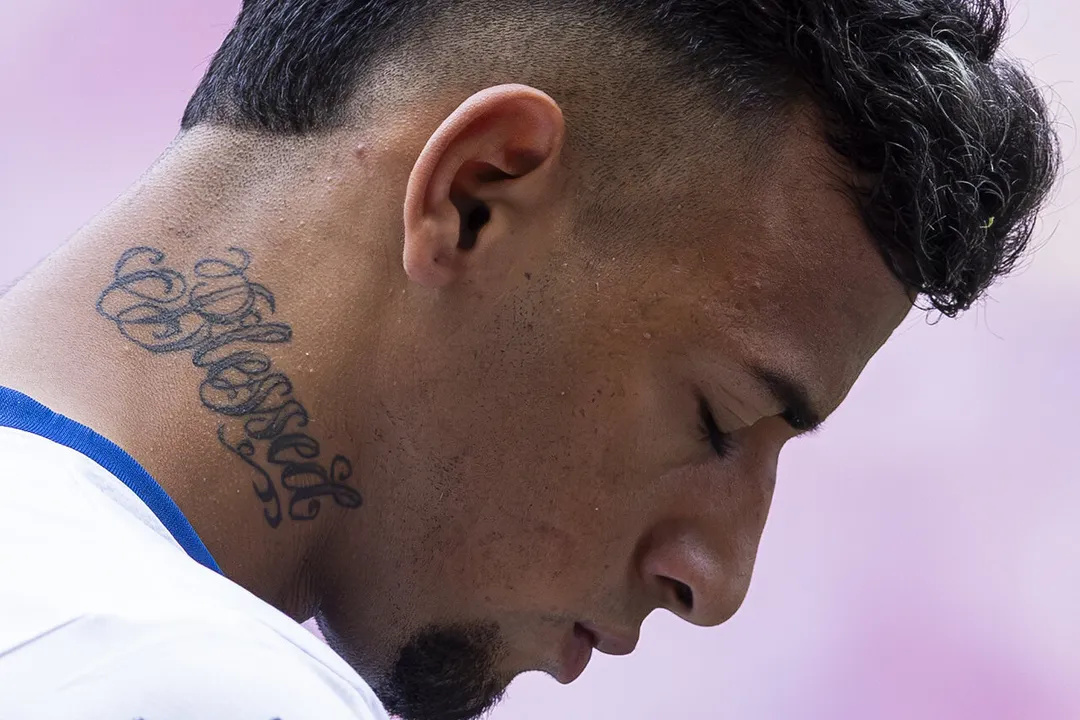 Luciano 'Lucho' Rodríguez atravessa um momento conturbado com a camisa do Bahia