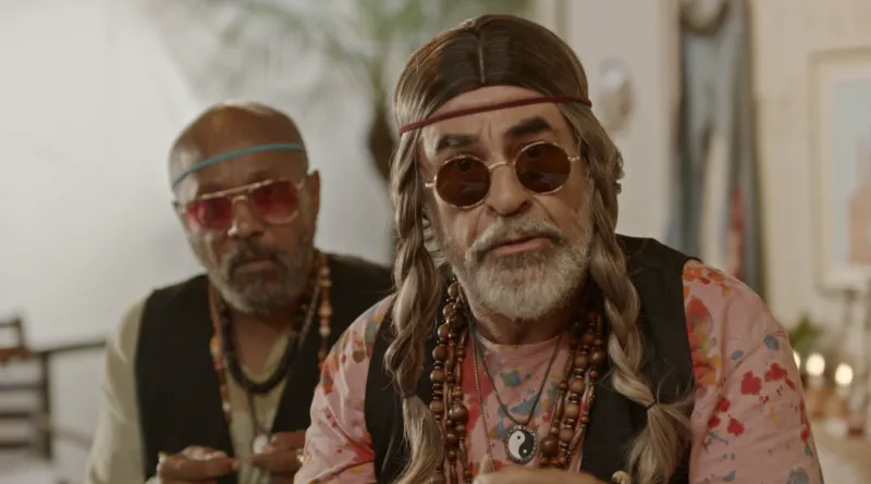 Série rememora o imaginário hippie
