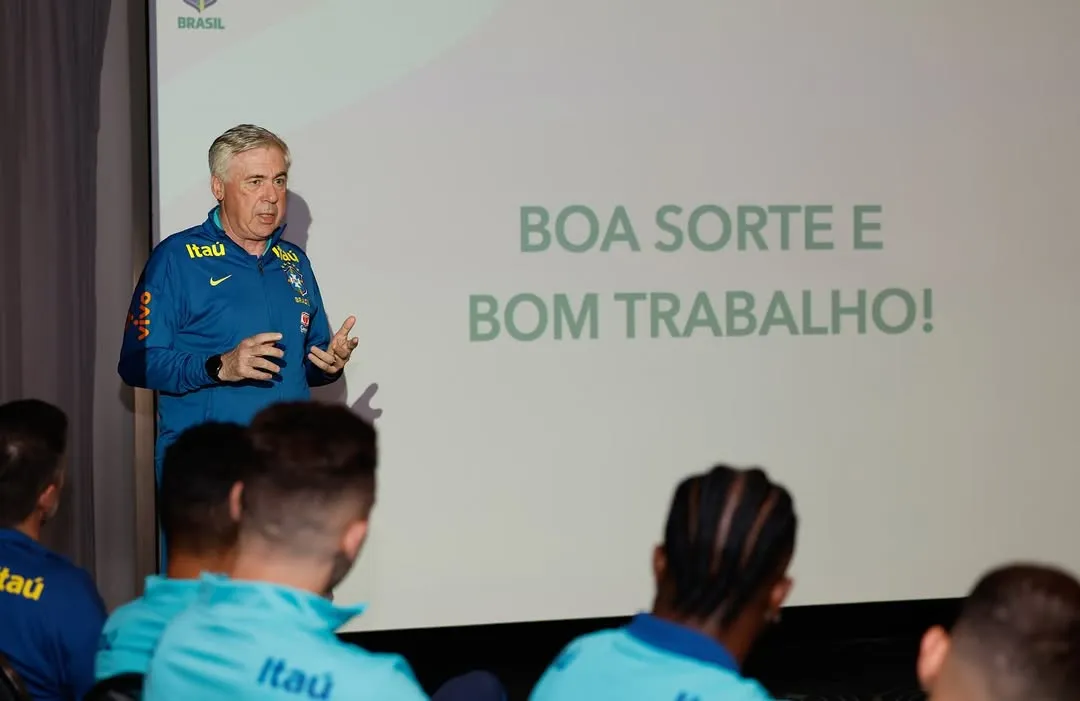 Carlo Ancelotti inicia sua trajetória no comando da Seleção contra o Equador