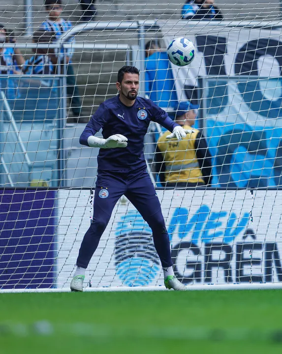 Marcos Felipe se mostrou revoltado com a arbitragem no jogo contra o Grêmio