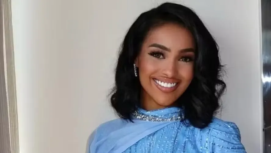 A jovem está cooncorrendo a vaga de miss mundo