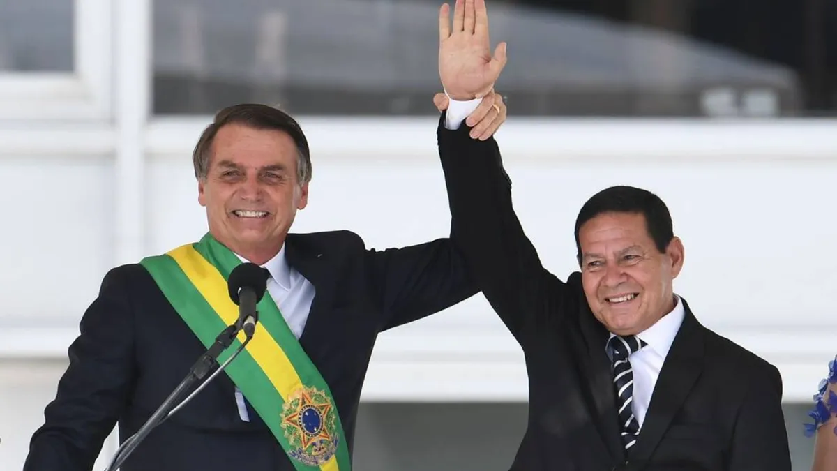 Mourão durante posse como vice-presidente