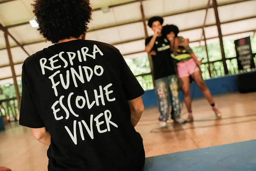 O projeto pretende capacitar jovens para atuarem como multiplicadores e criadores de conteúdo