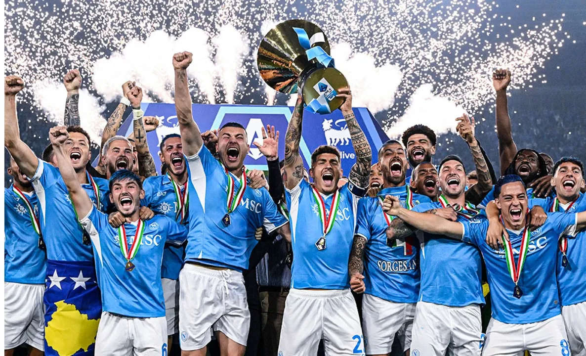 Napoli, tetra-campeão do Campeonato Italiano
