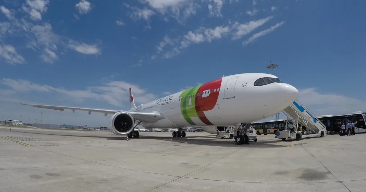 O voo tinha como destino a capital Lisboa, em Portugal